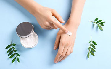 Classic Hand and Nail Cream - Aromantic UK