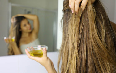 5 Benefits of Almond Oil for Skin and Hair - Aromantic UK