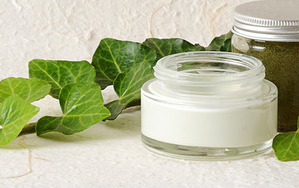 image of pot of cream of anti wrinkle face serum