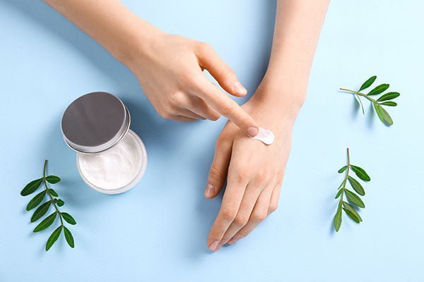 Classic Hand and Nail Cream - Aromantic UK