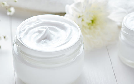 image of pot of regenerative eye cream