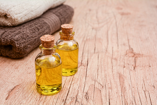 Image of Camellia Cleansing Oil in Glass Bottles