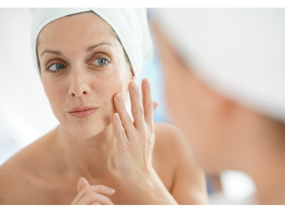 How to Adjust Your Skincare Routine as You Age - Aromantic UK