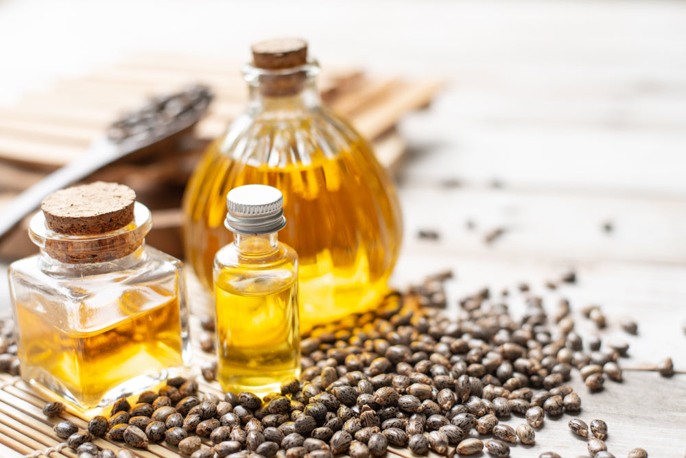 What Is Castor Oil Good For? Benefits, Uses and Cosmetic Recipes