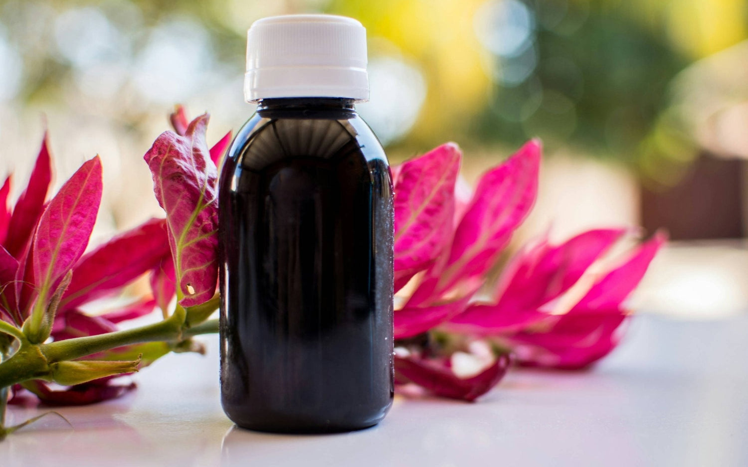 Unlocking the Power of Castor Oil for DIY Cosmetics and Skincare