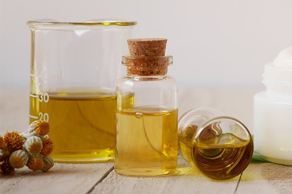 Walnut & Castor Leg Oil - Aromantic UK