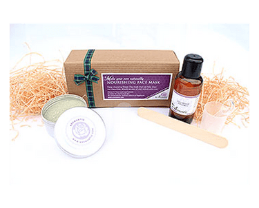 Nourishing Green Clay Face Mask Gift Pack - Aromantic UK